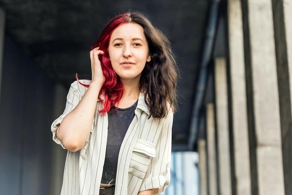 What Advanced Techniques Are Used in Ice Hockey Goaltending Today?